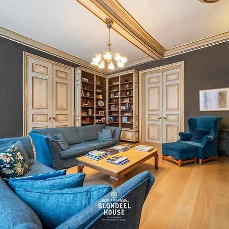 The Blondeel House Center Bed & Breakfast